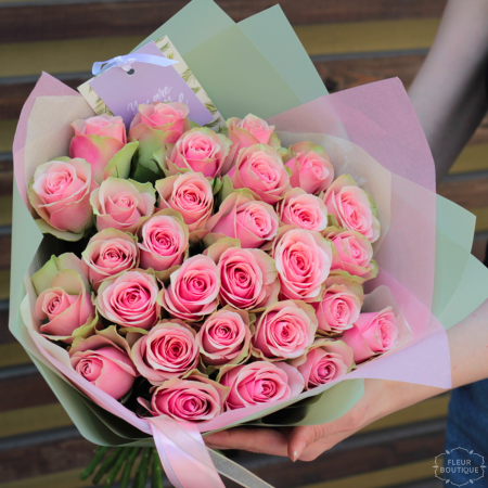 25 Розовых Роз (40 см.)